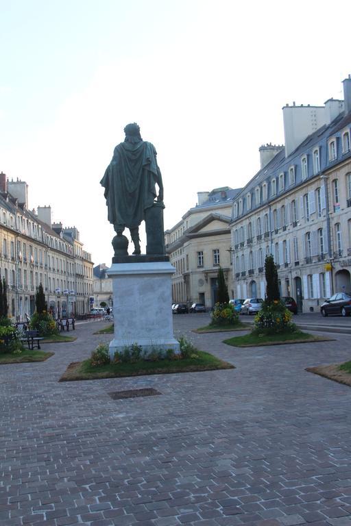 Appartement Proche Hippodrome Caen Szoba fotó