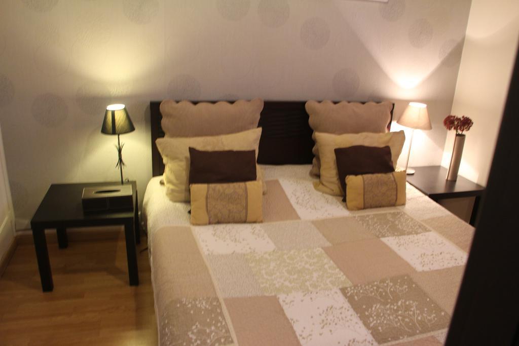 Appartement Proche Hippodrome Caen Szoba fotó