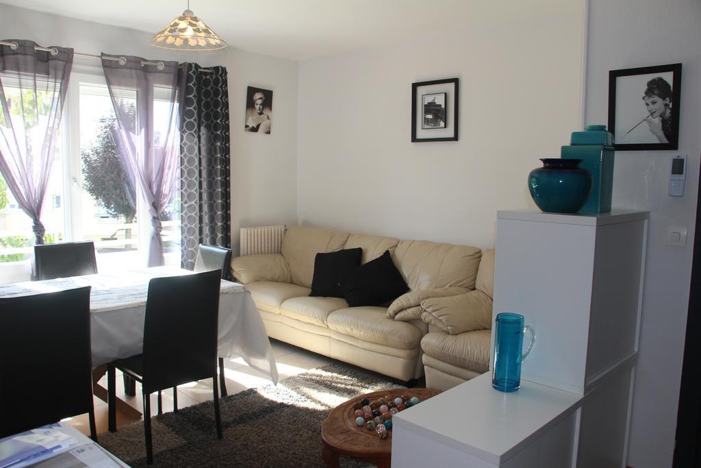 Appartement Proche Hippodrome Caen Szoba fotó