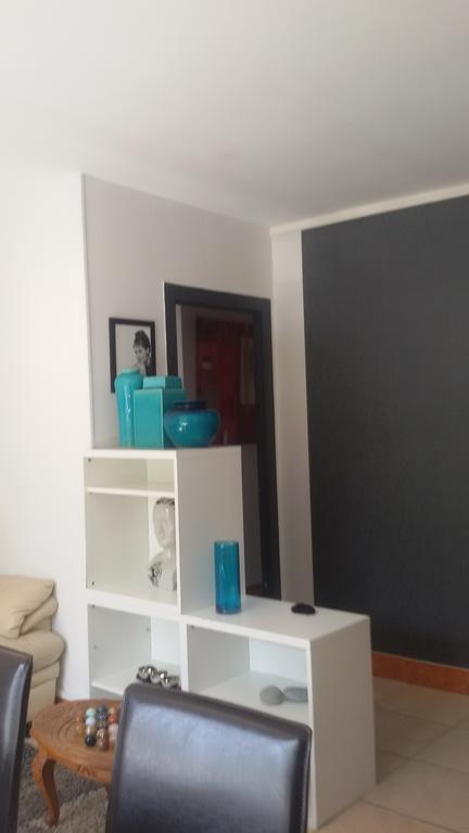 Appartement Proche Hippodrome Caen Szoba fotó
